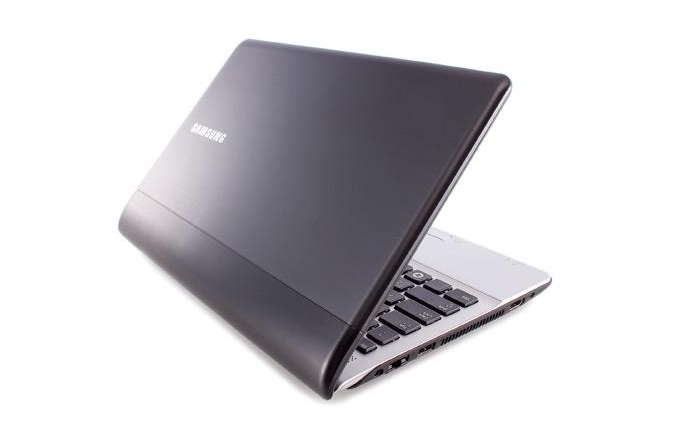 Ноутбук Samsung 300U1A-A01 фото 6